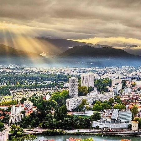 Magnifique T2 Refait A Neuf - Calme & Tout Equipe Avec Parking Grenoble Exteriér fotografie